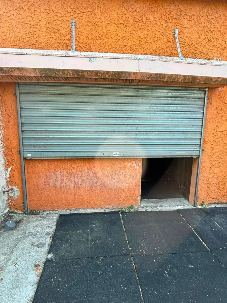Installation et pose de rideau métallique à Clichy